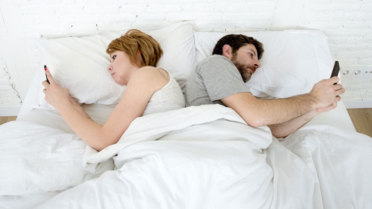 5 Most Used Secret Cheating Spouse Text Messages Codes